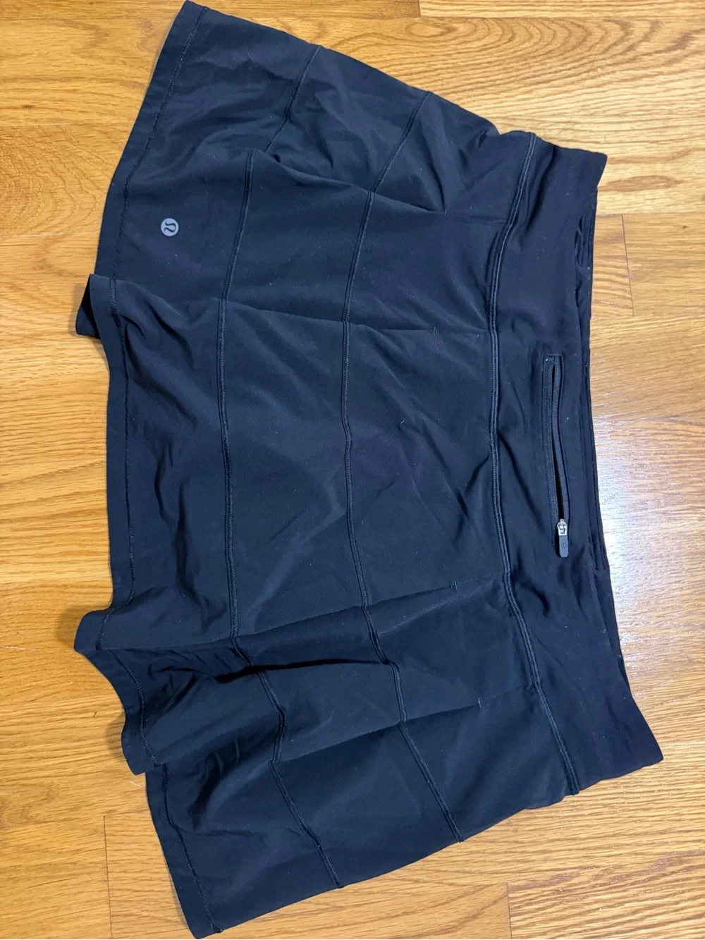 lululemon athletica lightweight windbreaker